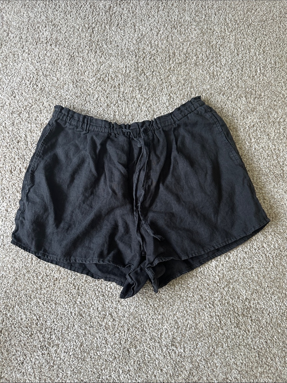 Bella Dahl black drawstring linen shorts